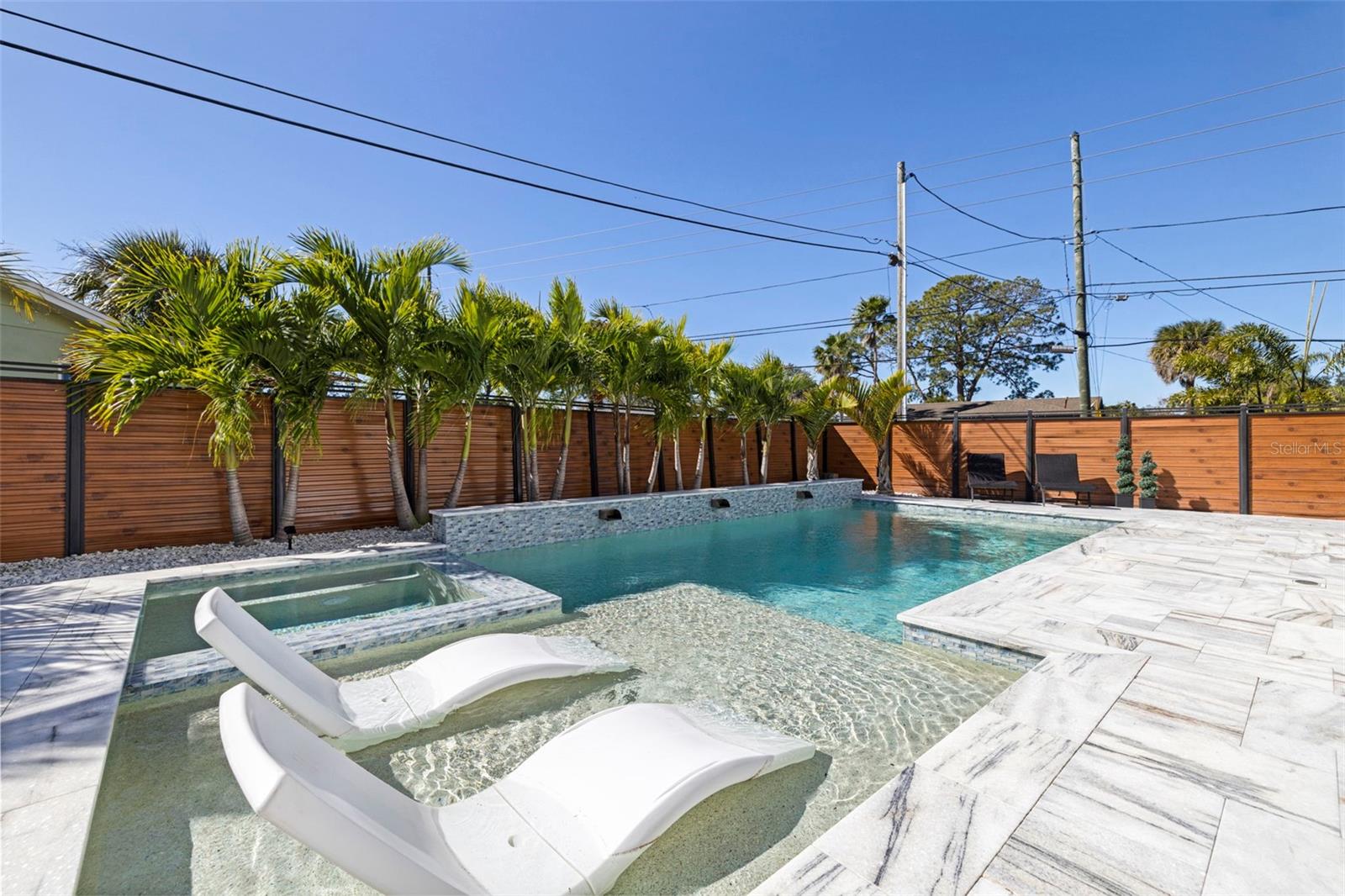 Image 62 of 75 For 6062 Bayou Grande Boulevard Ne