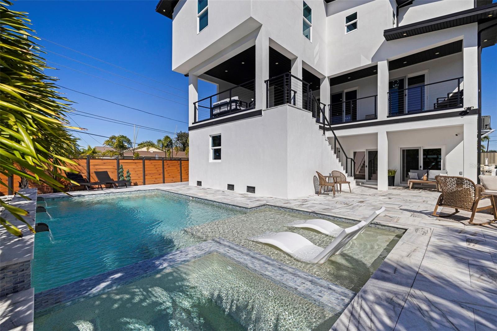 Image 63 of 75 For 6062 Bayou Grande Boulevard Ne