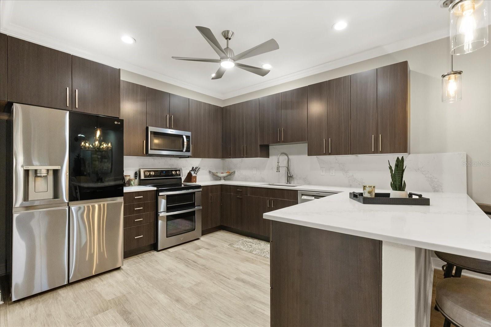 Image 5 of 30 For 171 Valencia Circle