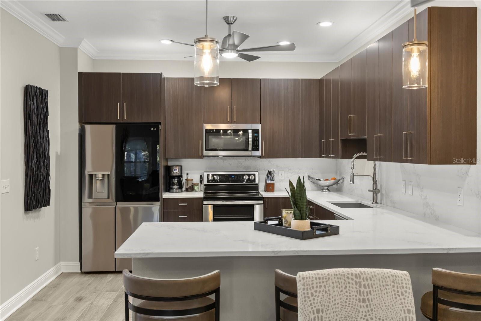 Image 6 of 30 For 171 Valencia Circle