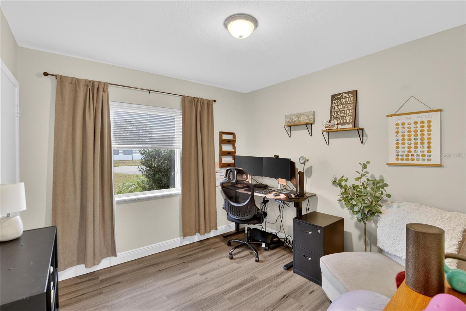 Image 13 of 29 For 5600 32nd Avenue N