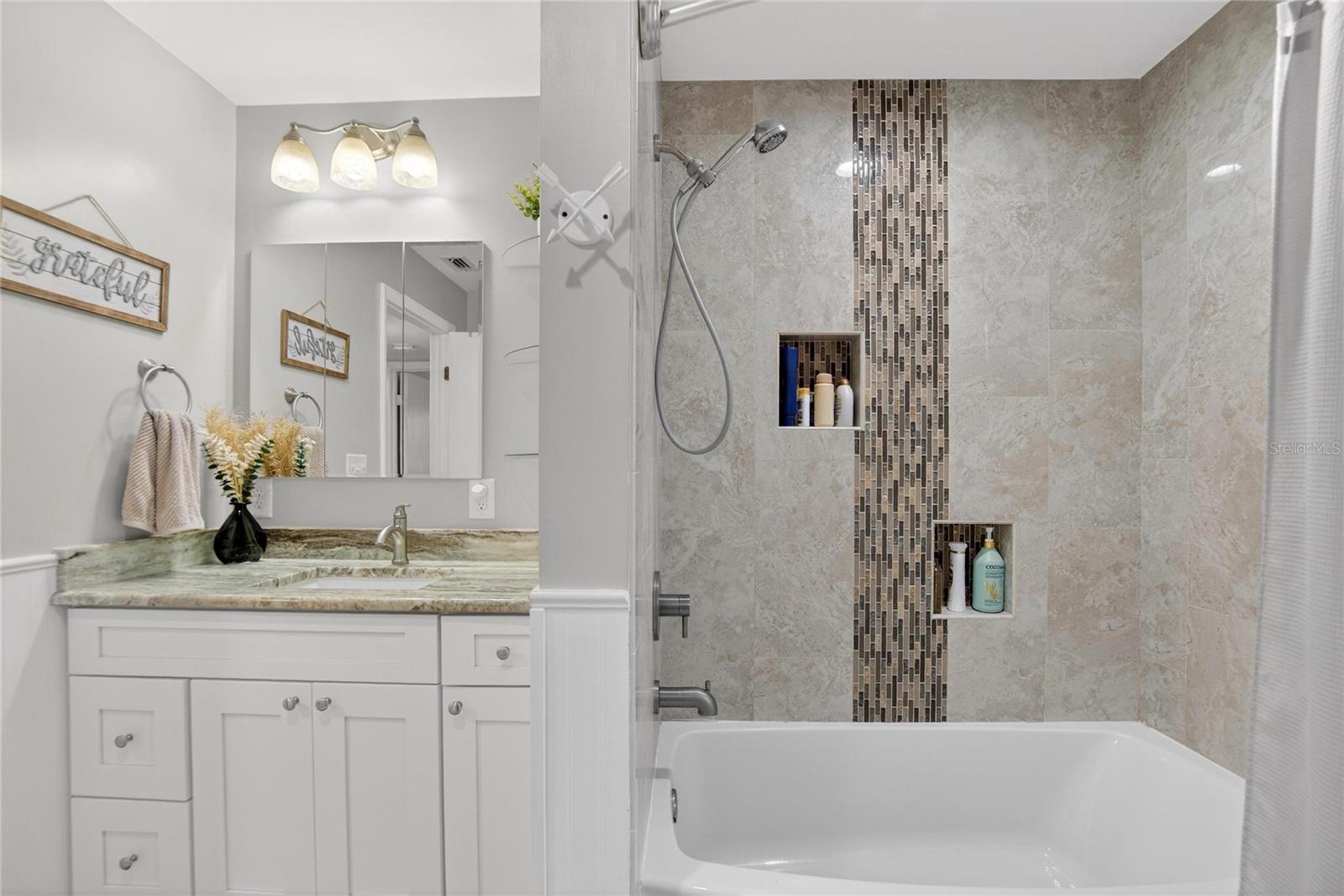 Image 18 of 29 For 5600 32nd Avenue N