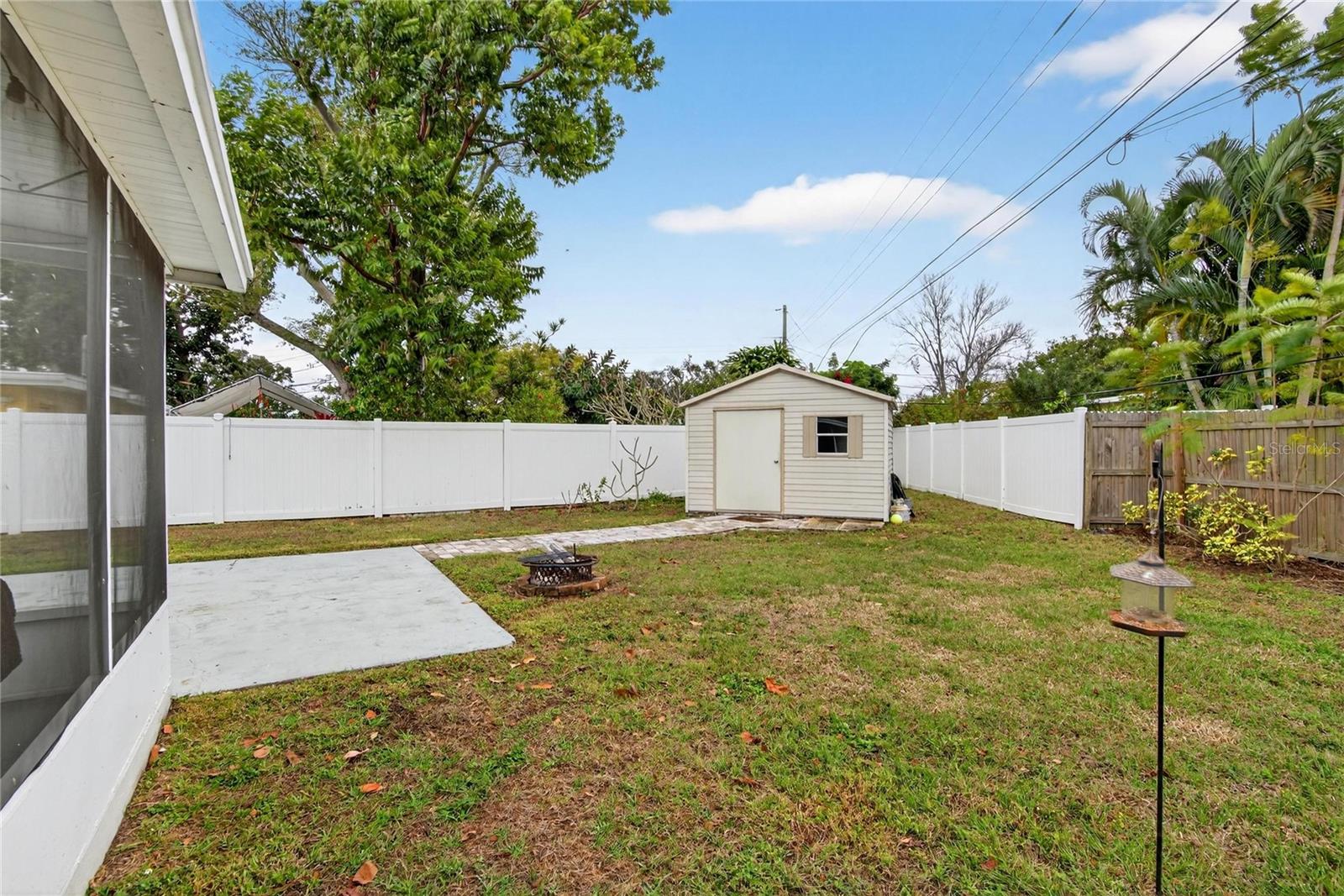 Image 25 of 29 For 5600 32nd Avenue N