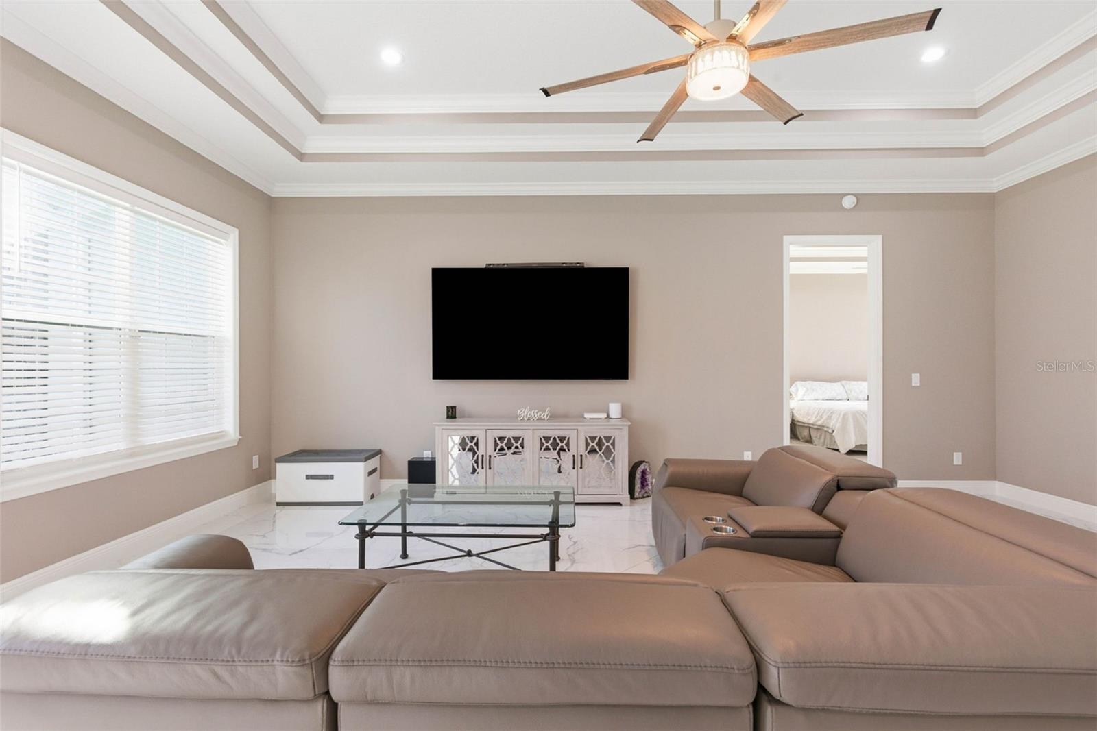 Image 10 of 72 For 6055 Rio Grande Drive