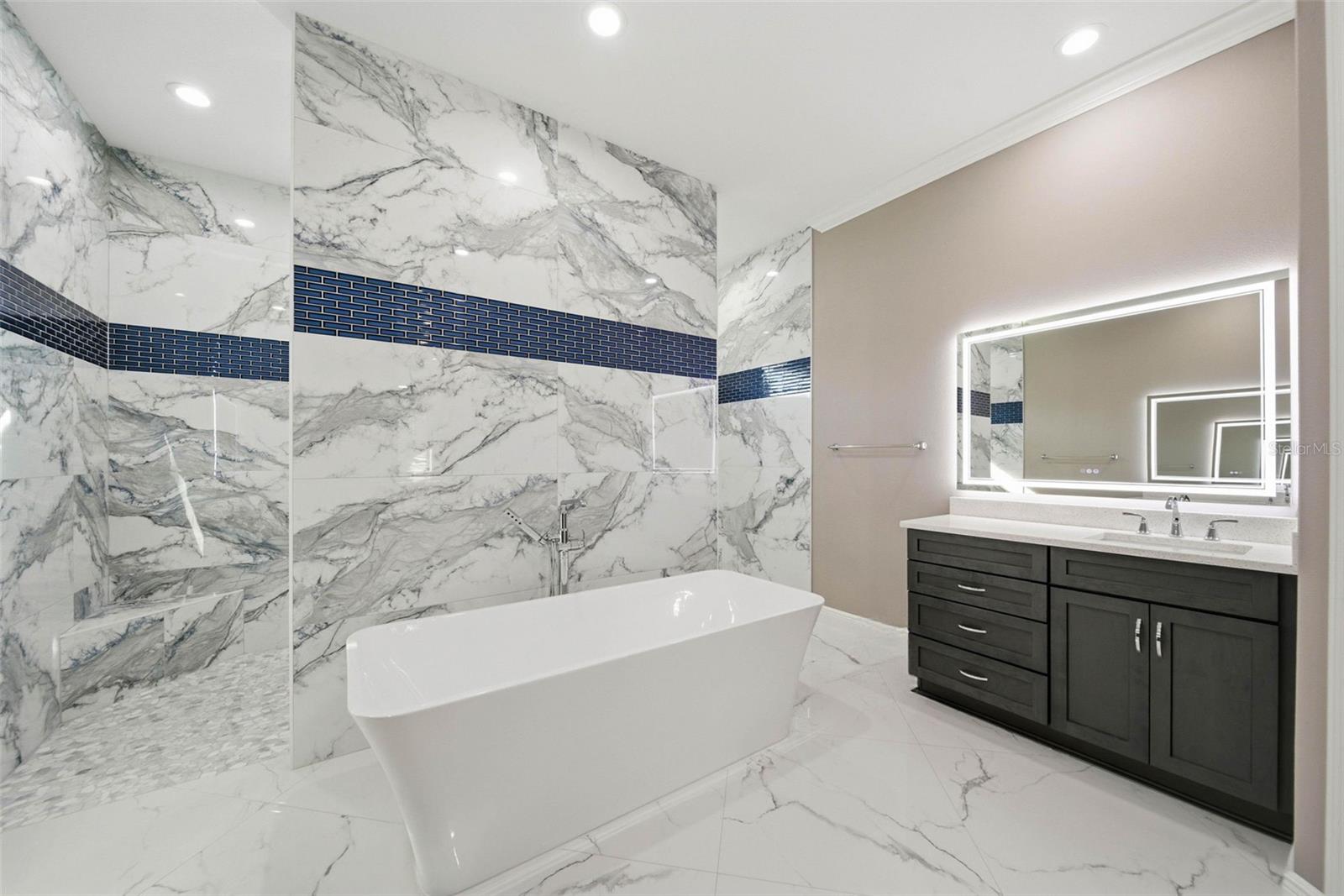 Image 27 of 72 For 6055 Rio Grande Drive