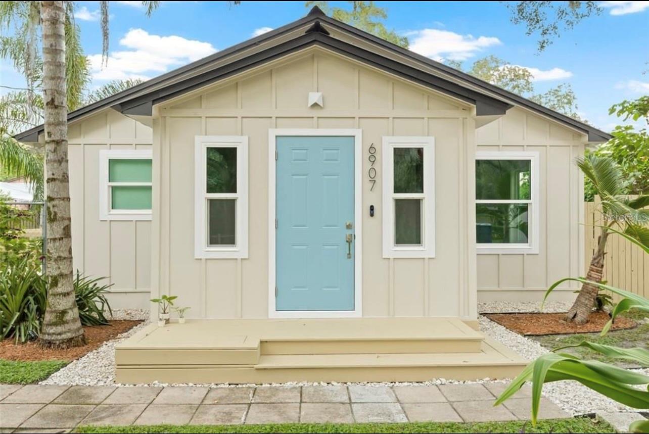 Listing Details for 6907 20th Street, TAMPA, FL 33610