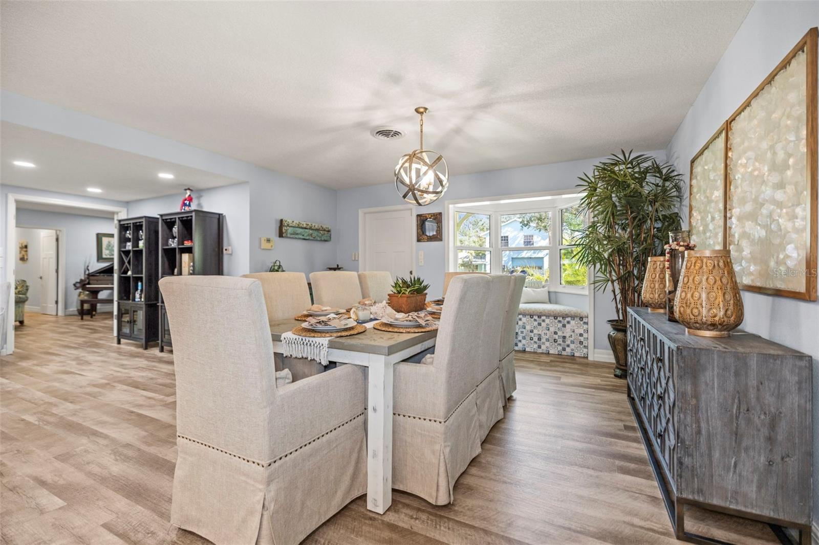 Image 18 of 84 For 400 Broadway