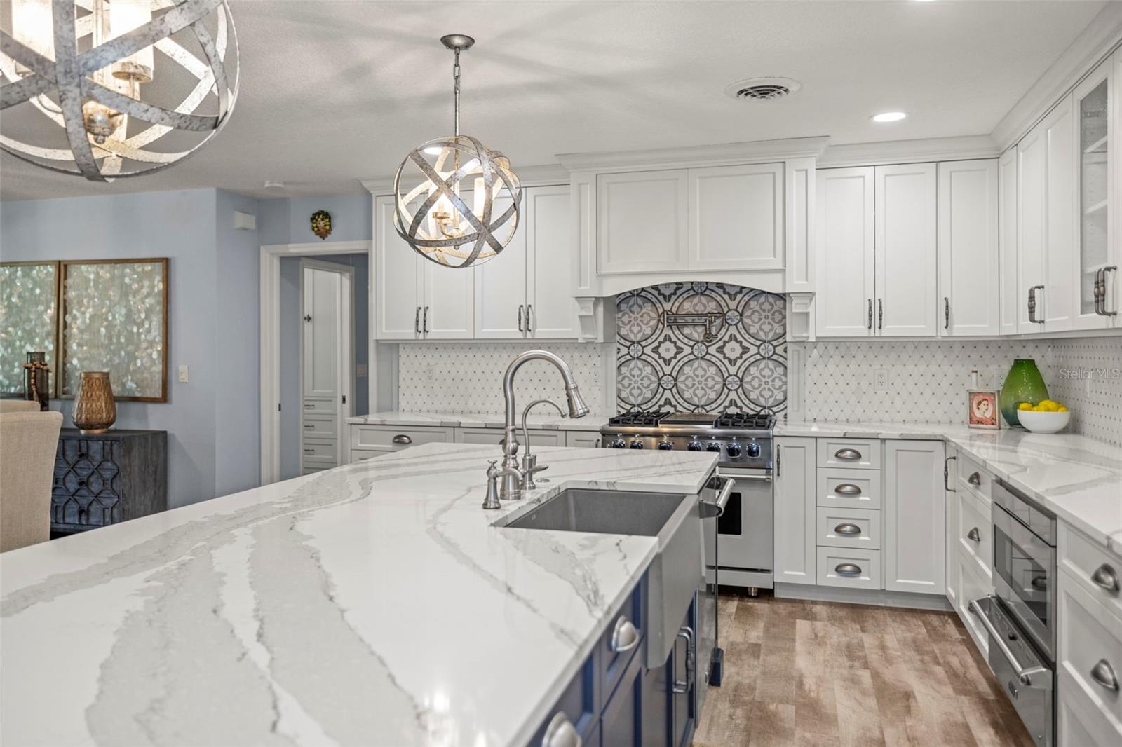 Image 2 of 84 For 400 Broadway