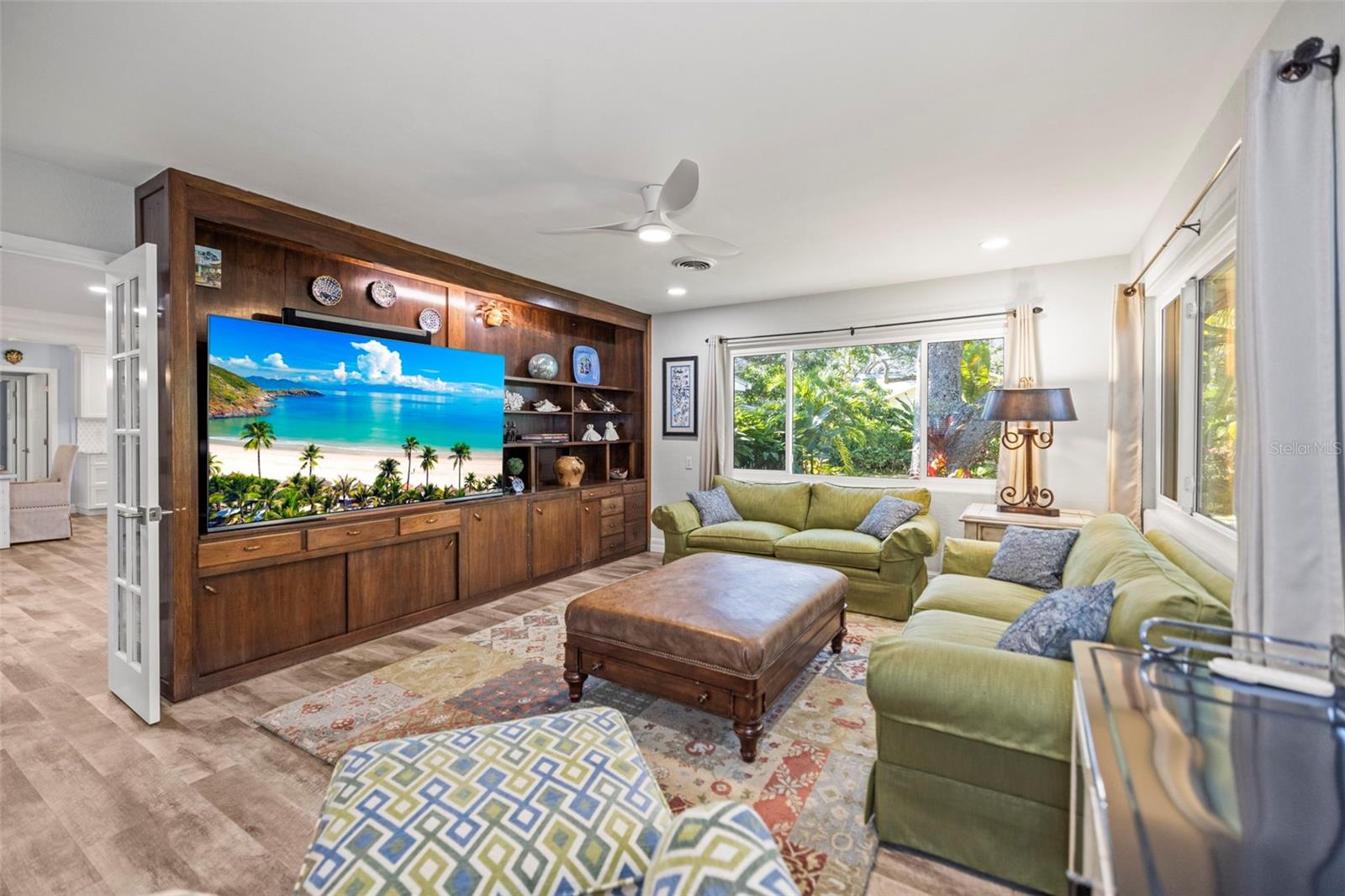 Image 24 of 84 For 400 Broadway