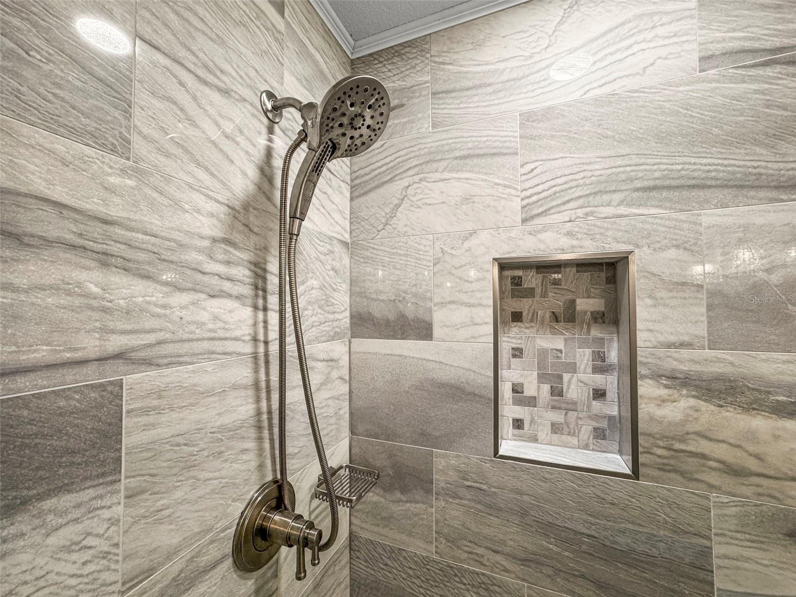 Image 44 of 84 For 400 Broadway