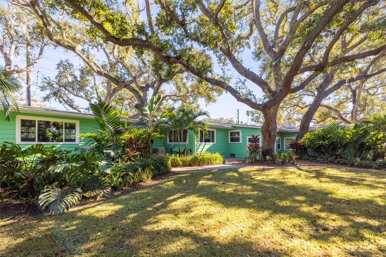 Image 61 of 84 For 400 Broadway