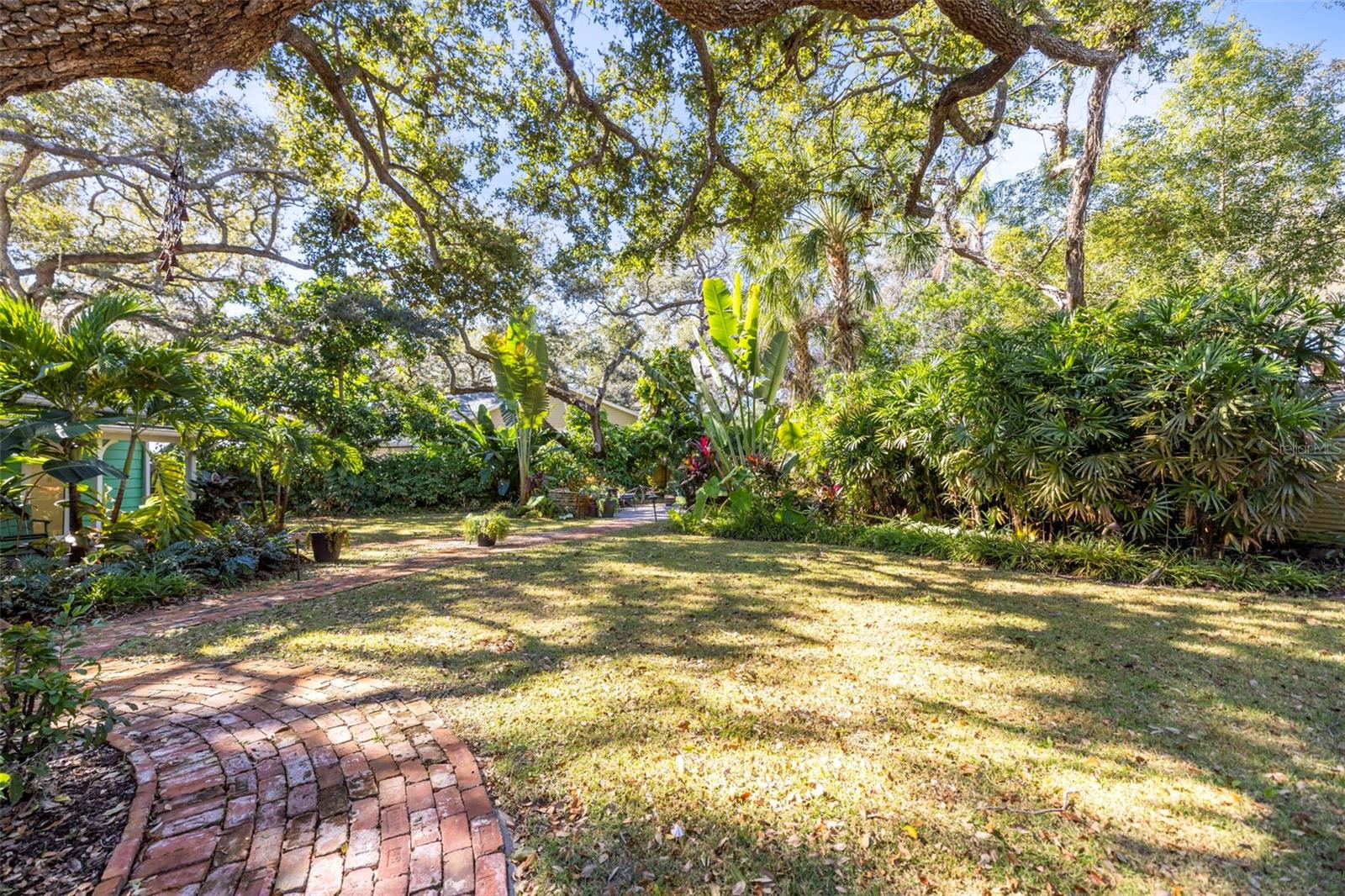 Image 62 of 84 For 400 Broadway