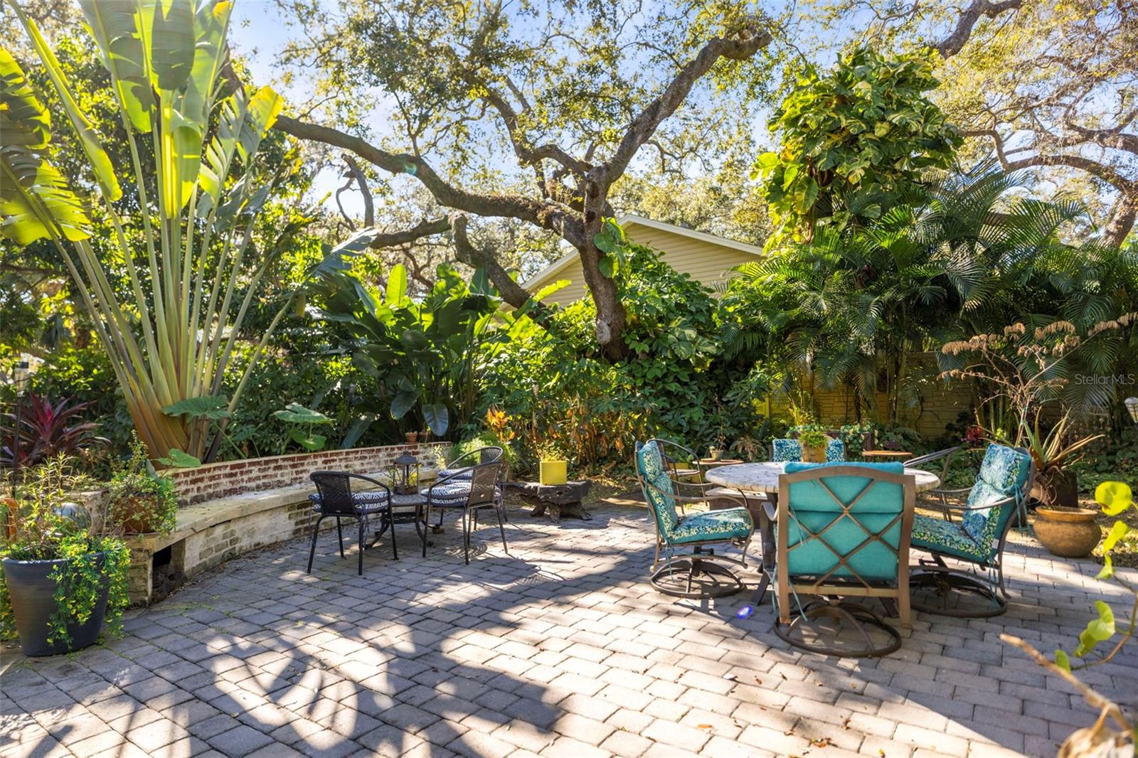 Image 63 of 84 For 400 Broadway