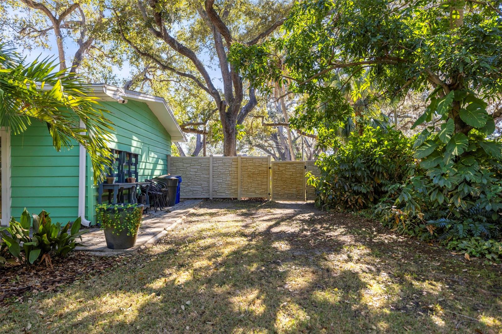 Image 78 of 84 For 400 Broadway