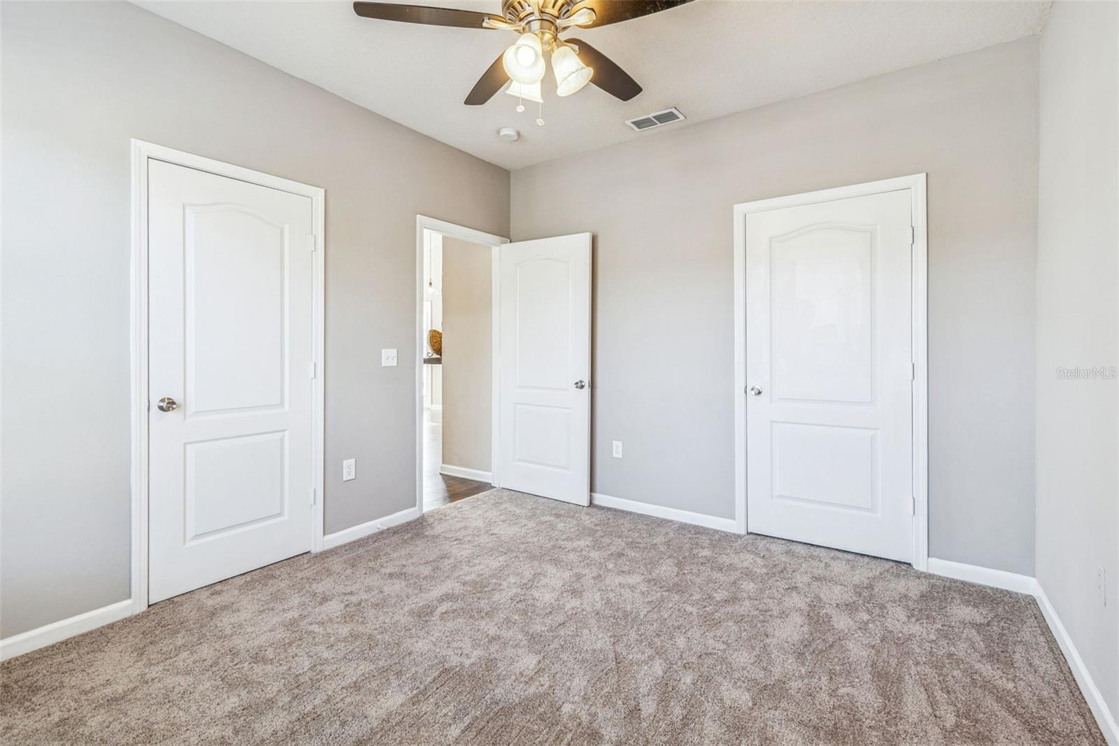 Image 17 of 55 For 10434 Villa View Circle