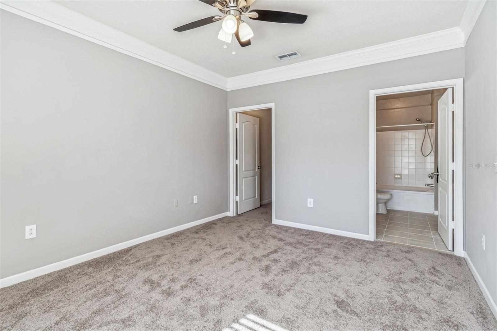 Image 21 of 55 For 10434 Villa View Circle