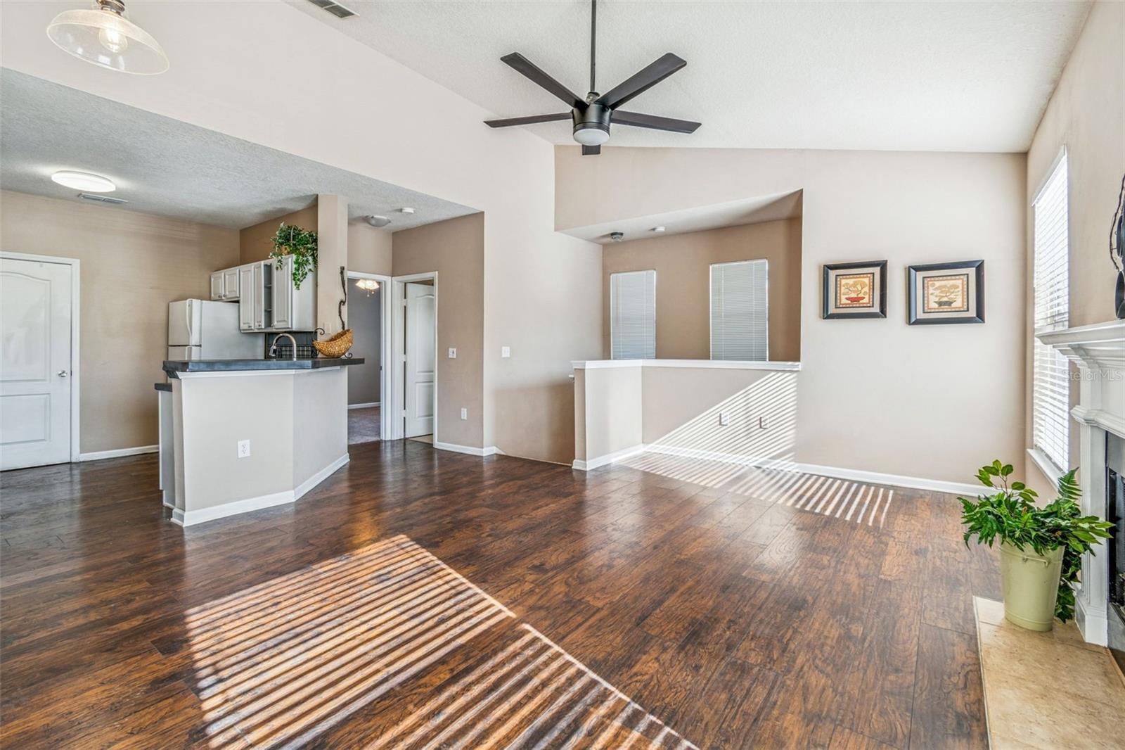 Image 5 of 55 For 10434 Villa View Circle