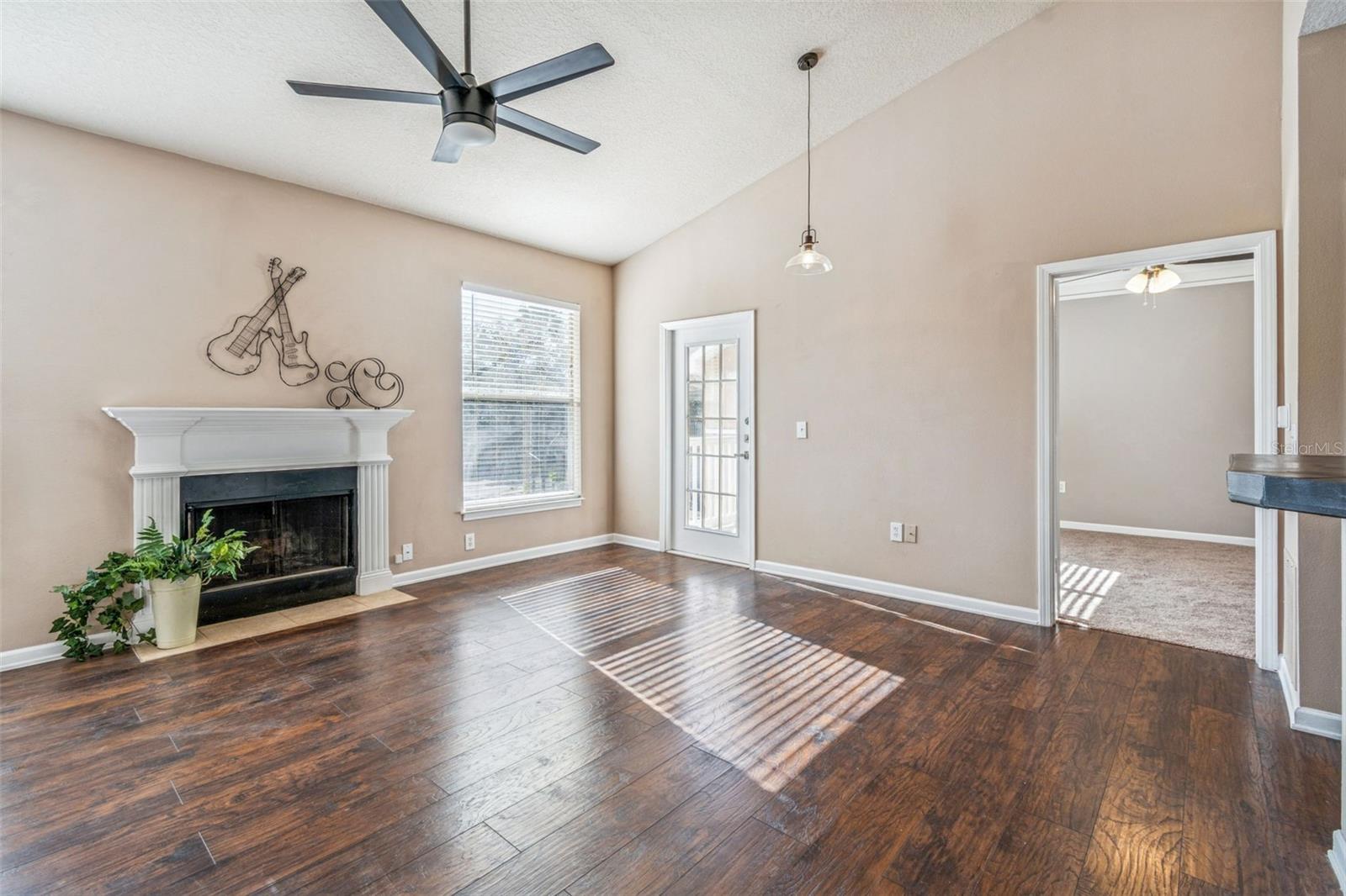 Image 7 of 55 For 10434 Villa View Circle