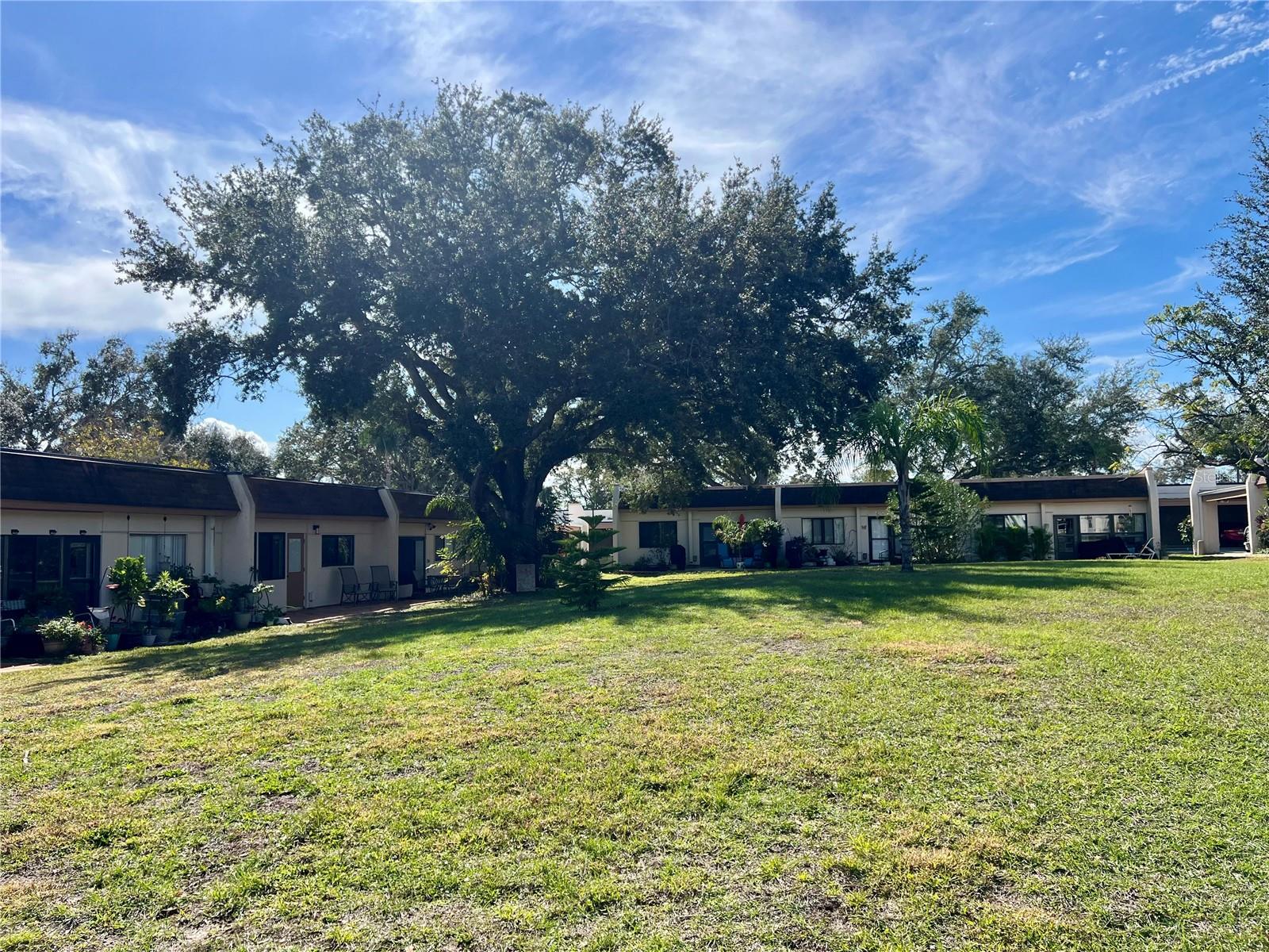 Image 13 of 15 For 1361 Mission Hills Boulevard