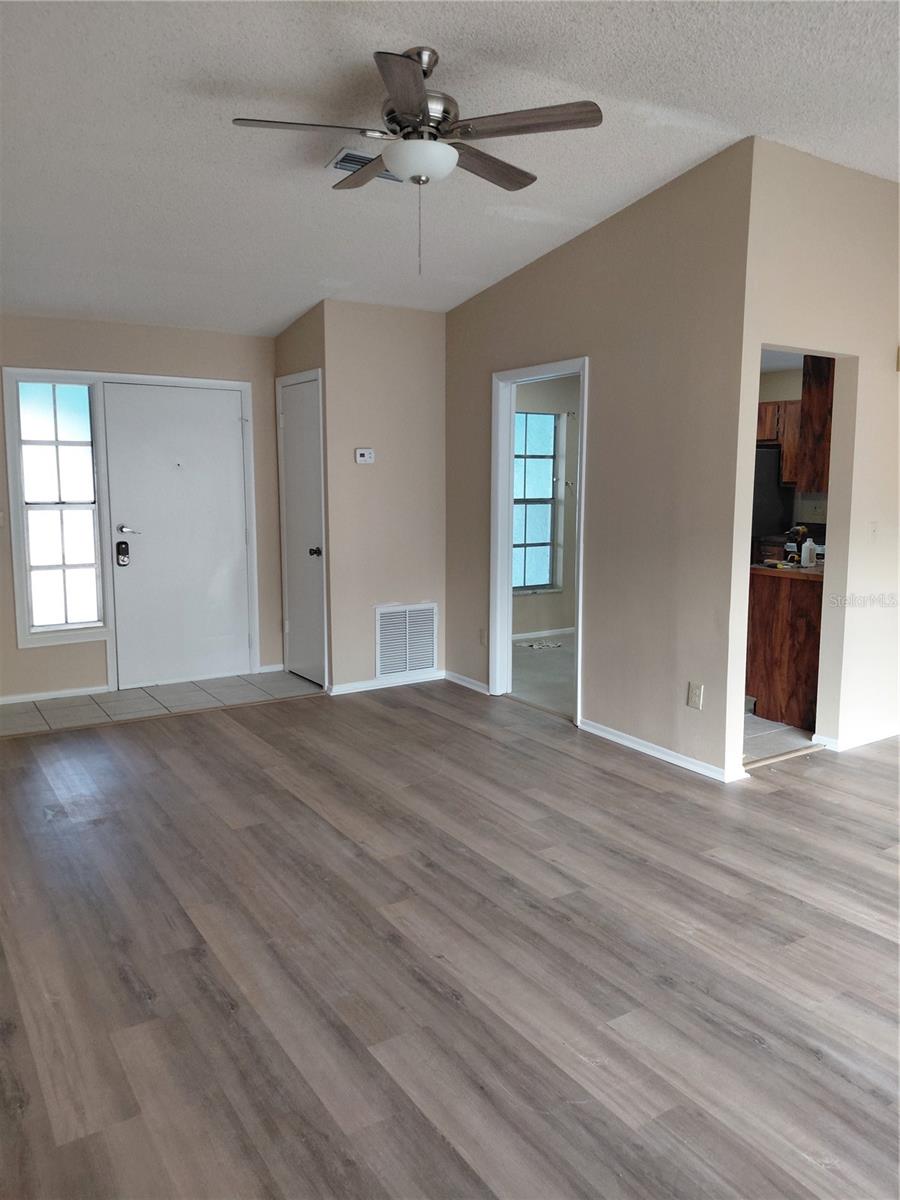 Image 10 of 16 For 7507 Sanibel Circle