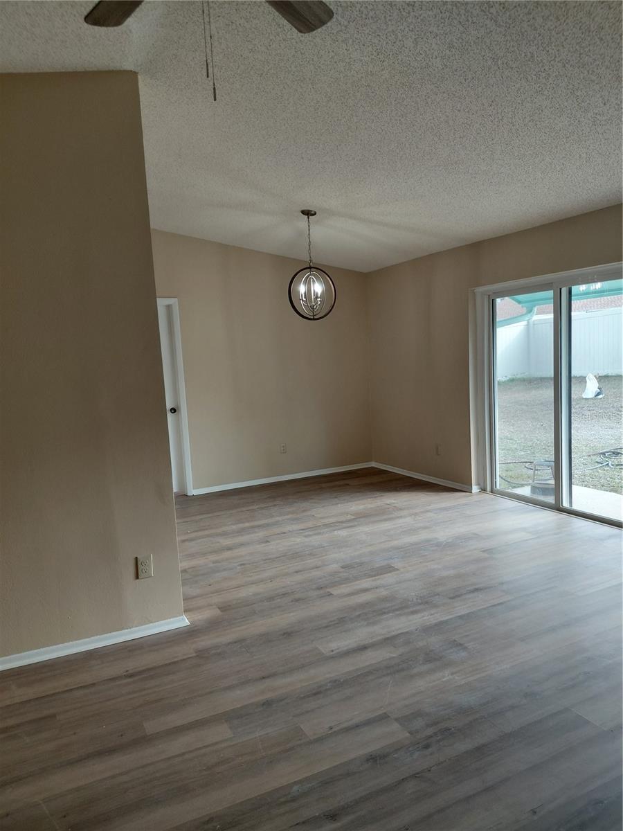 Image 14 of 16 For 7507 Sanibel Circle