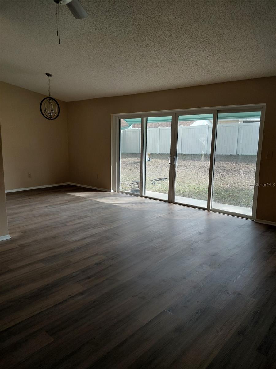 Image 7 of 16 For 7507 Sanibel Circle