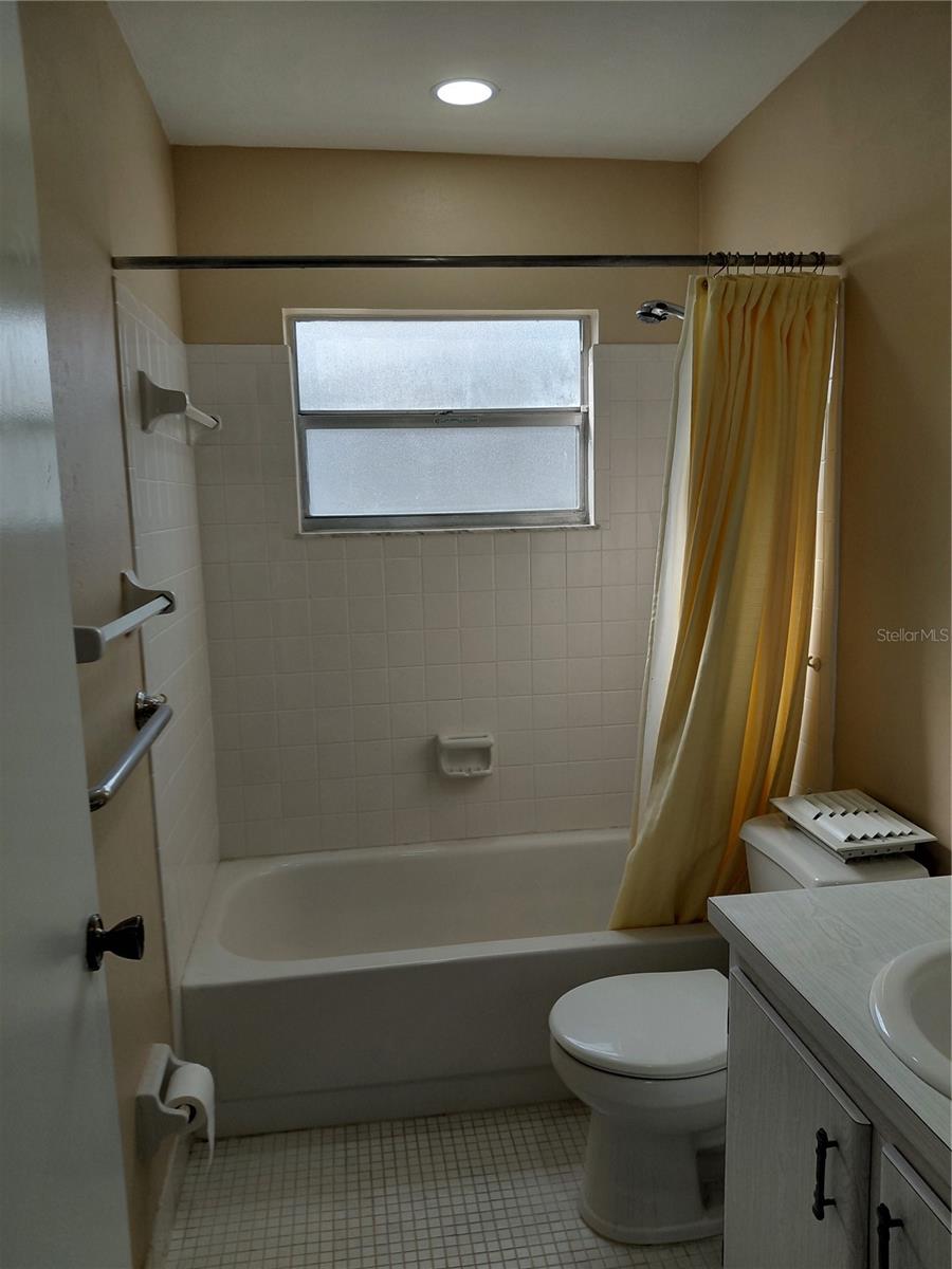 Image 9 of 16 For 7507 Sanibel Circle