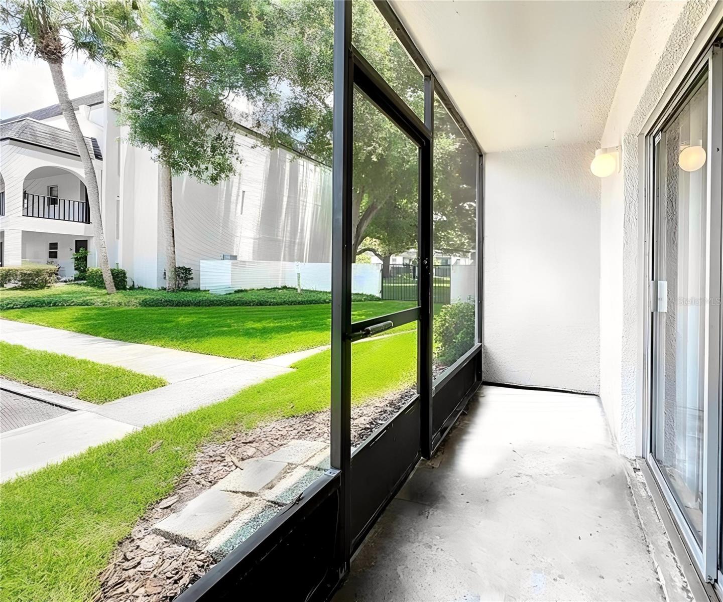 Image 13 of 24 For 711 Russell Lane 134