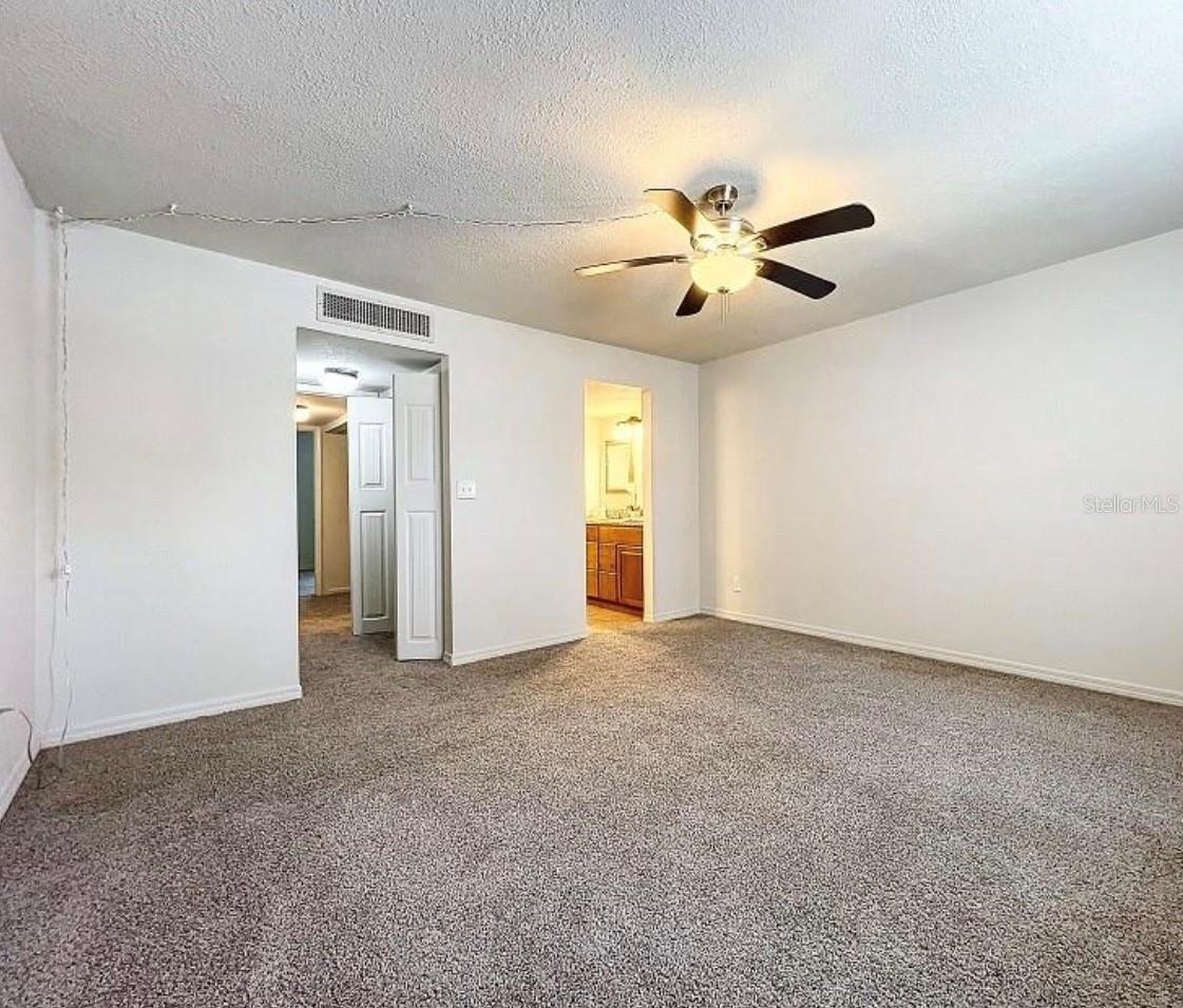 Image 9 of 24 For 711 Russell Lane 134