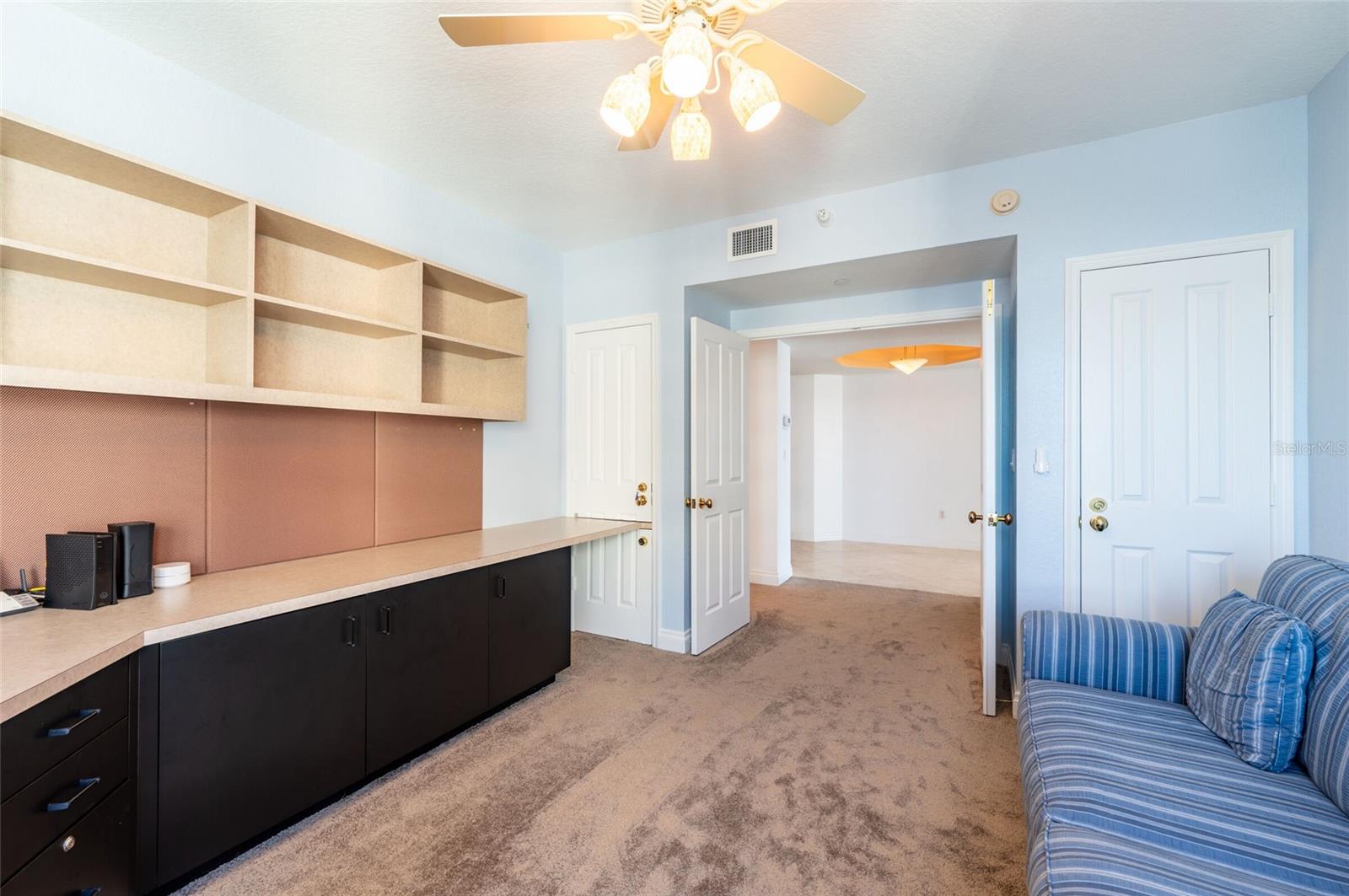 Image 28 of 50 For 1180 Gulf Boulevard 1902