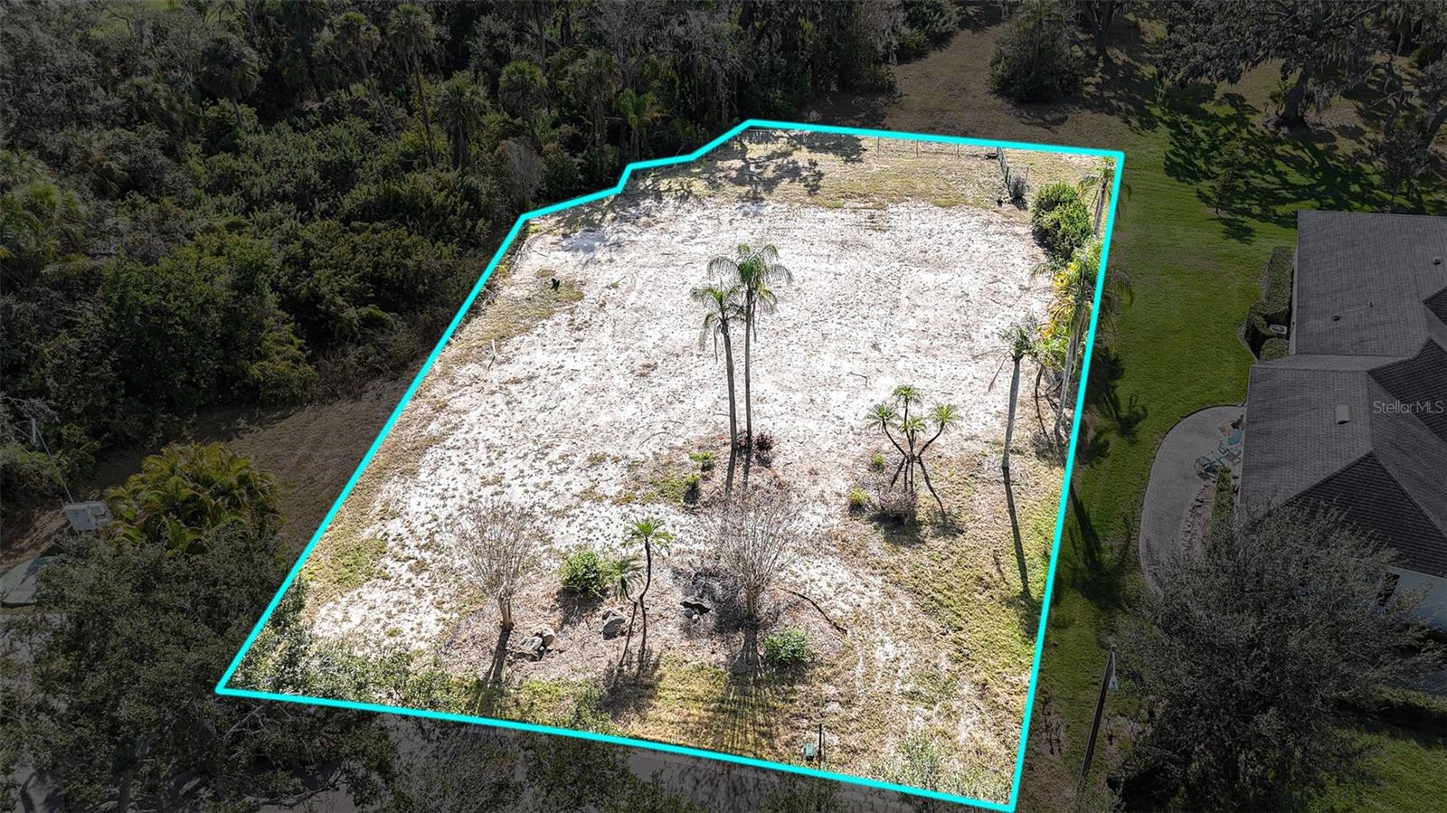 Image 7 of 11 For 3001 Wilderness Boulevard E