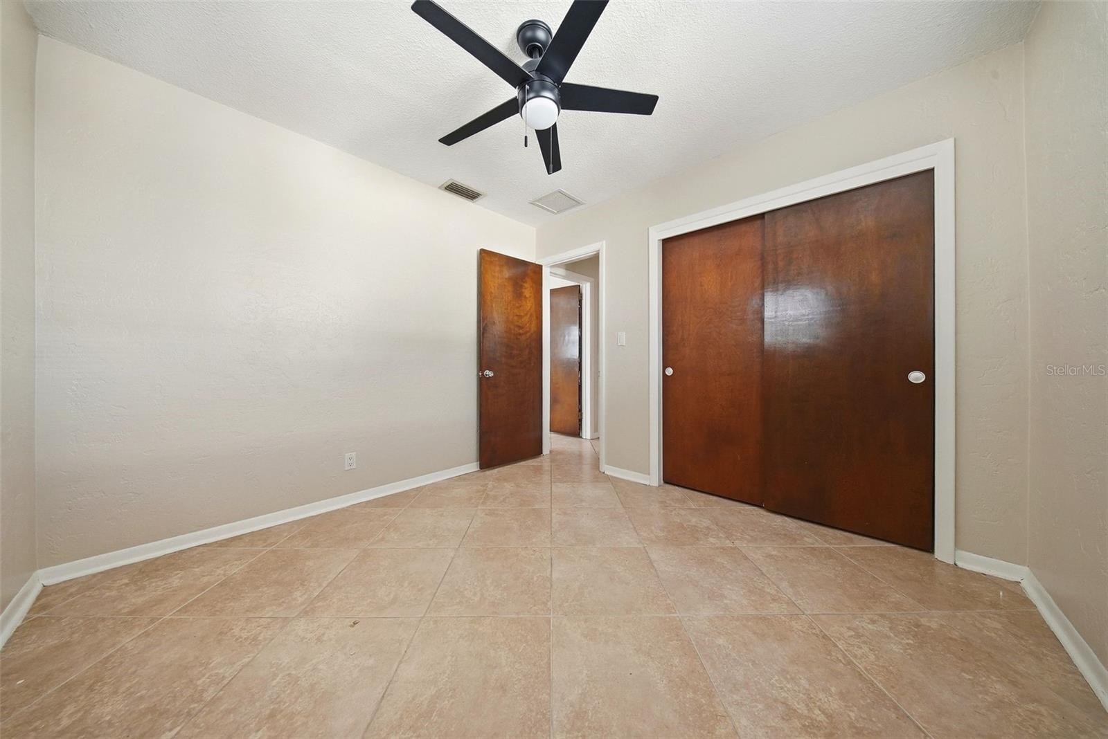 Image 21 of 37 For 11373 62nd Avenue