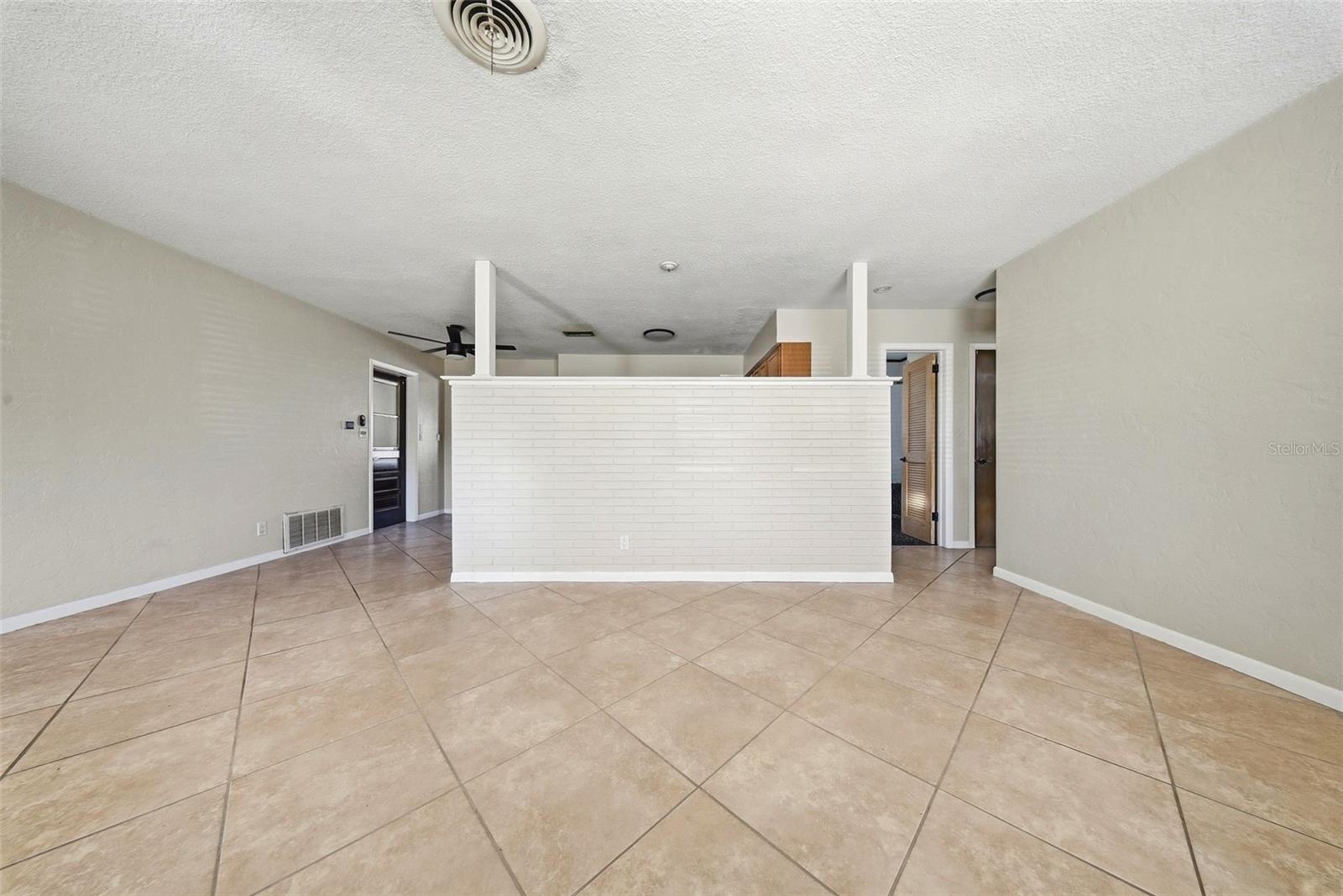 Image 9 of 37 For 11373 62nd Avenue