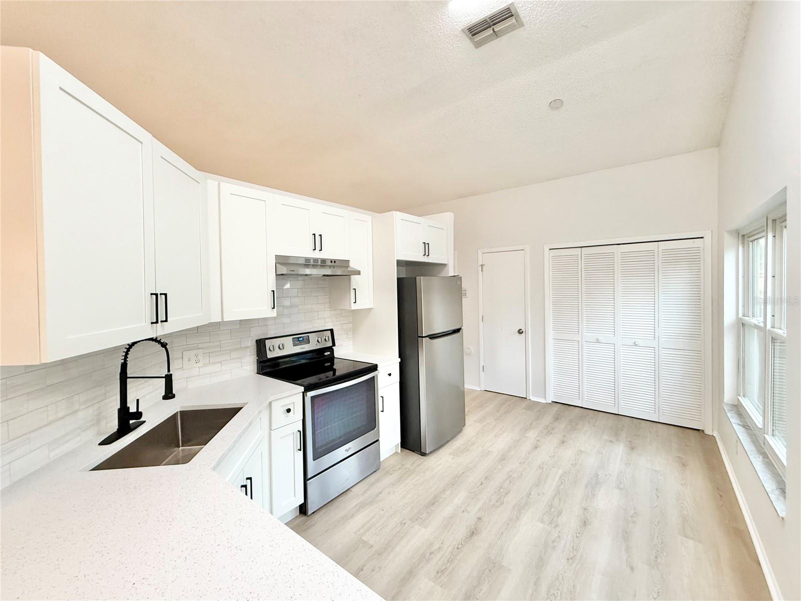 Image 12 of 29 For 9810 Terrace Trail Lane