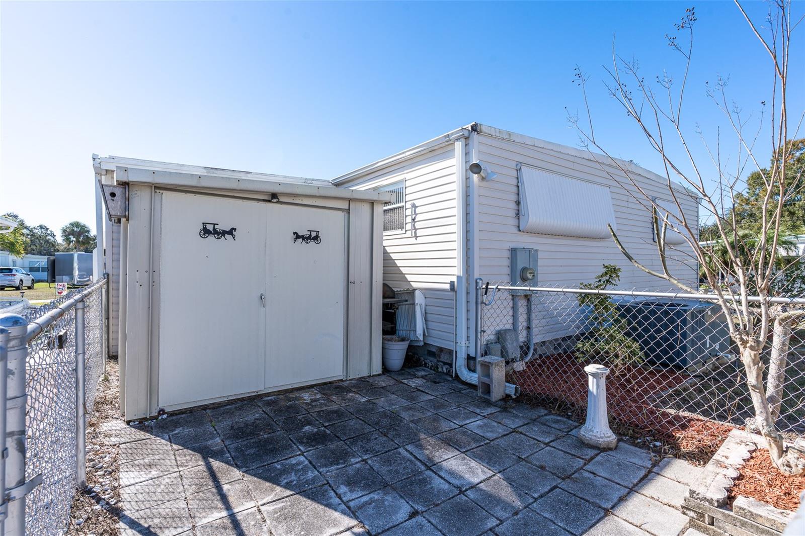 Image 6 of 37 For 7880 54th Avenue N 106