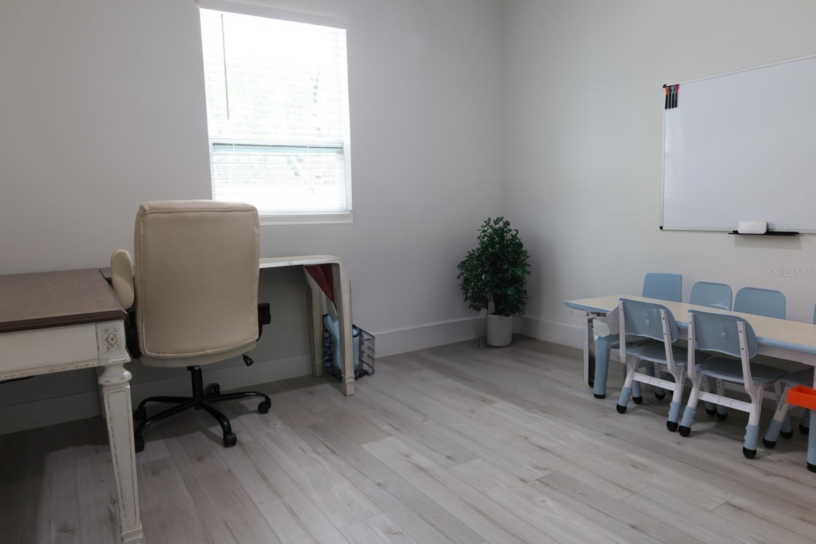 Image 23 of 29 For 2522 Castle Road