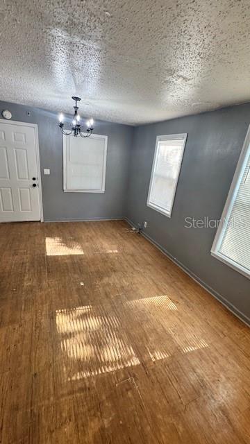 Image 21 of 23 For 3022 Deleuil Avenue