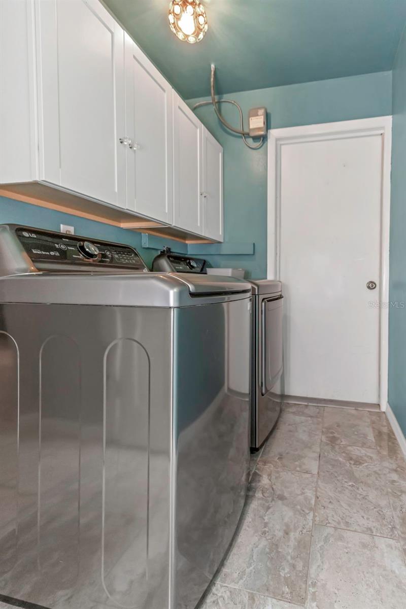 Image 23 of 93 For 11530 66th Avenue N