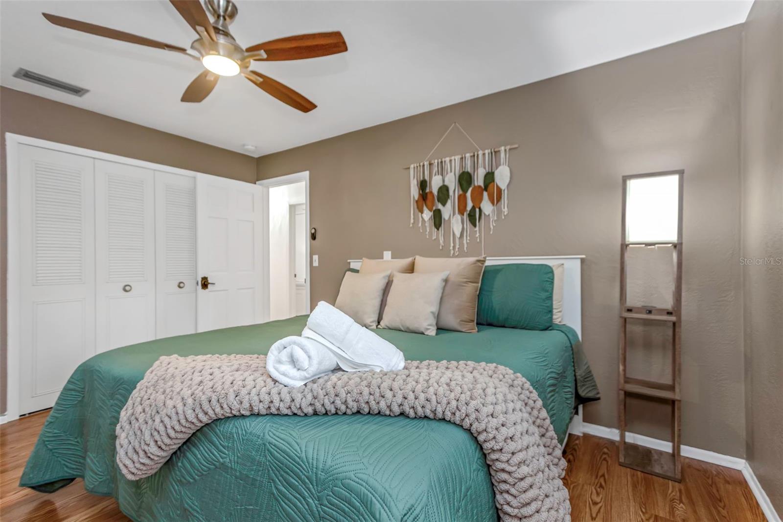 Image 28 of 93 For 11530 66th Avenue N