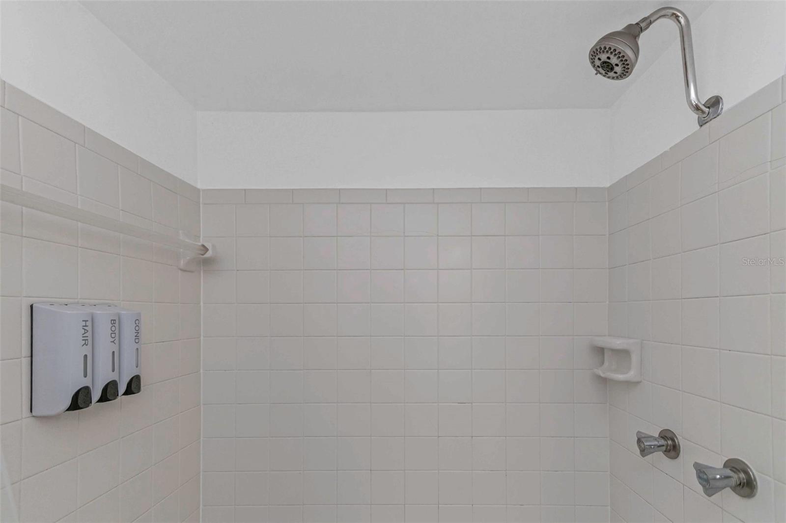 Image 39 of 93 For 11530 66th Avenue N