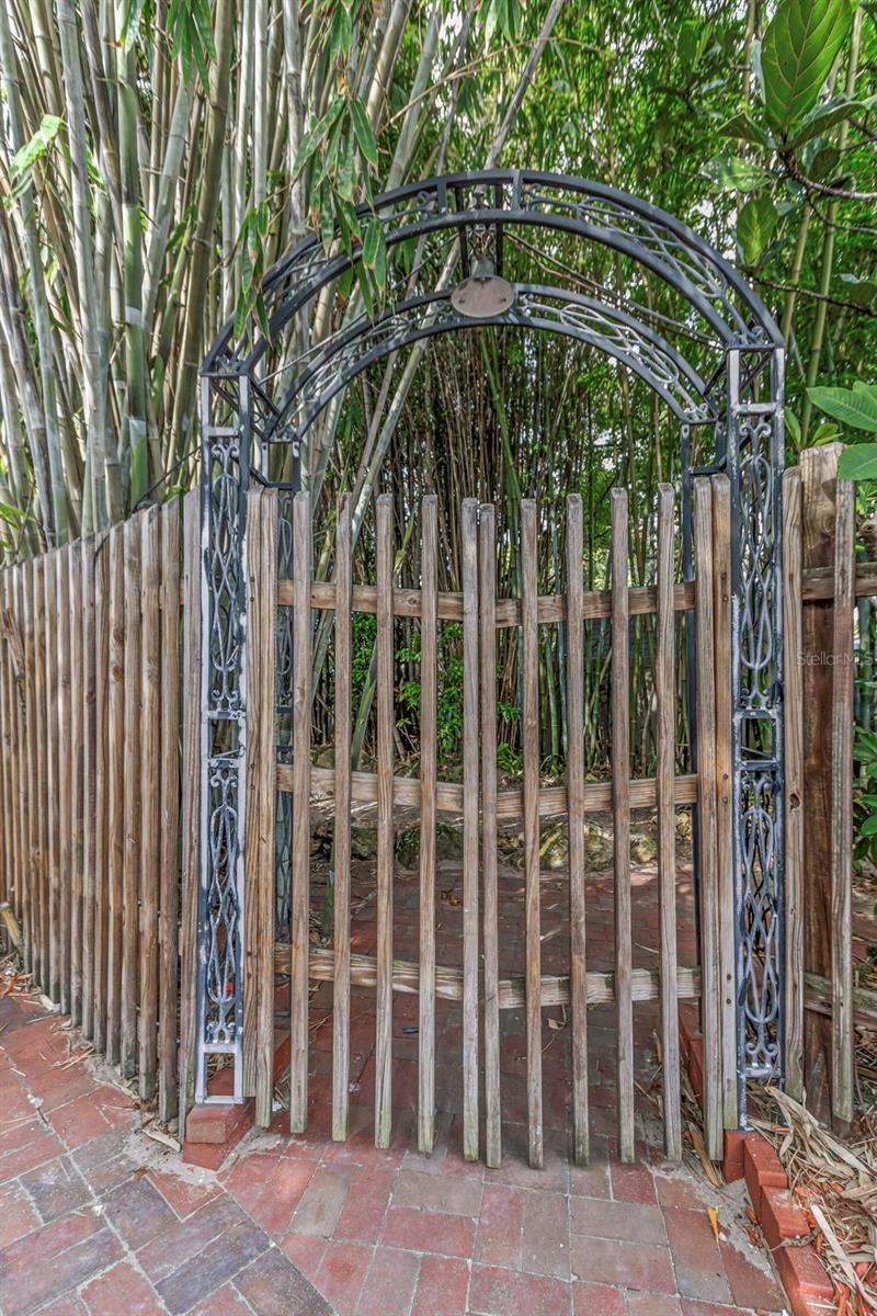 Image 65 of 93 For 11530 66th Avenue N