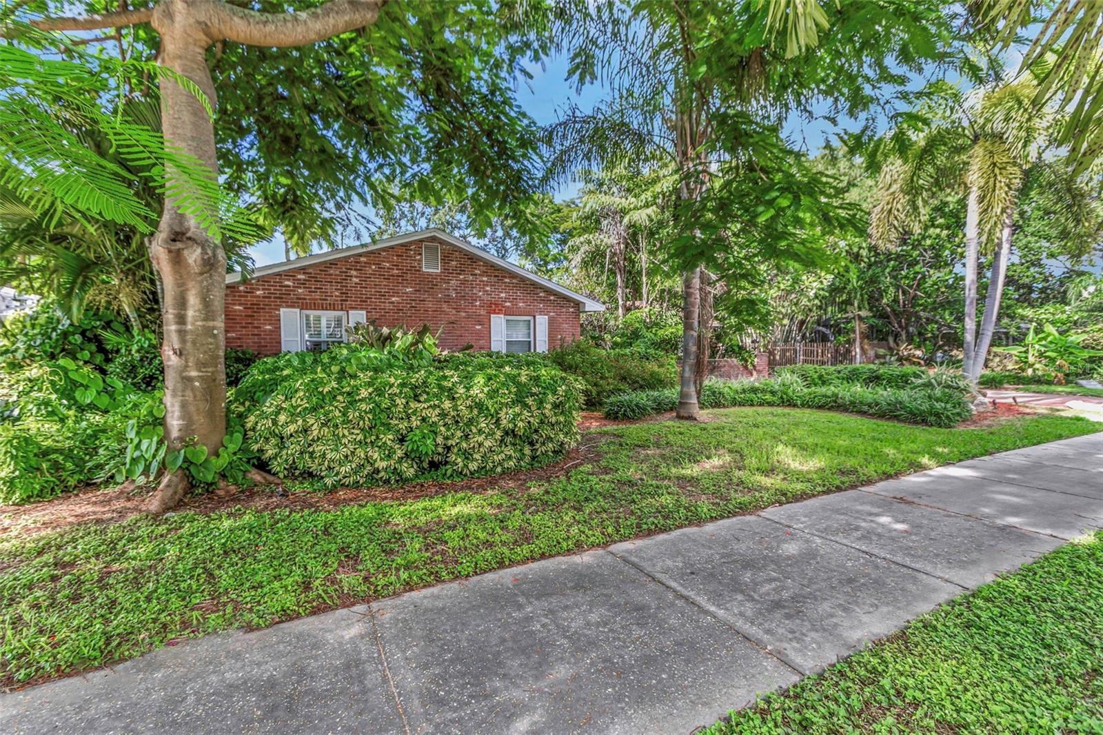 Image 67 of 93 For 11530 66th Avenue N