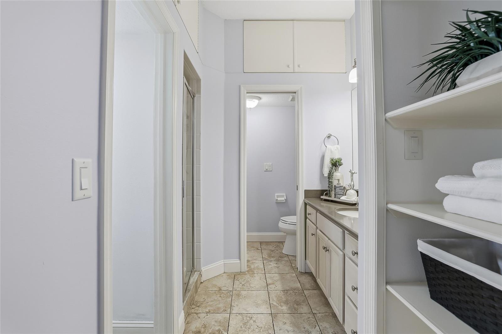 Image 29 of 63 For 427-429 Grant Street