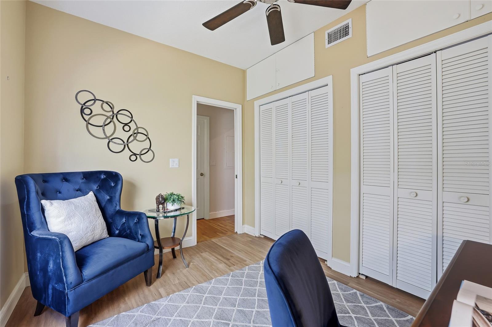 Image 36 of 63 For 427-429 Grant Street