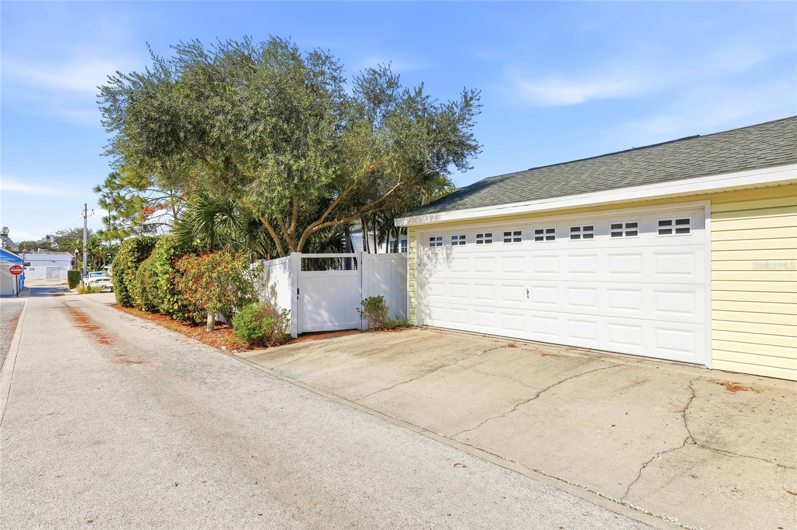 Image 55 of 63 For 427-429 Grant Street