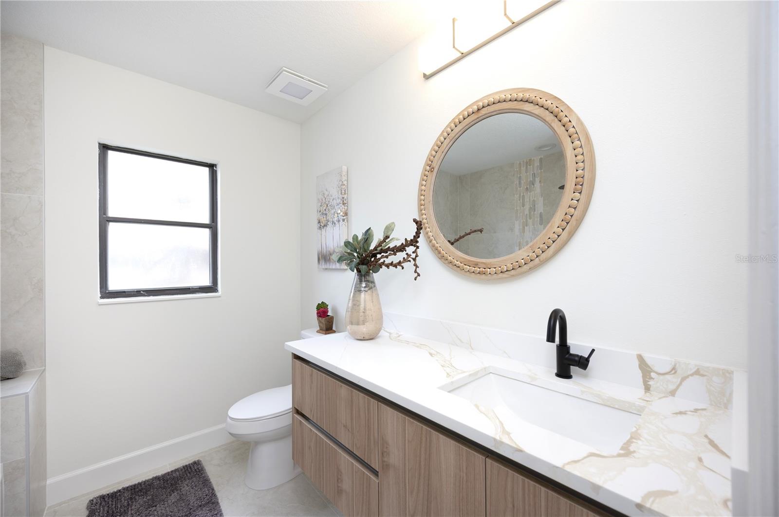 Image 21 of 26 For 14817 Farnham Way