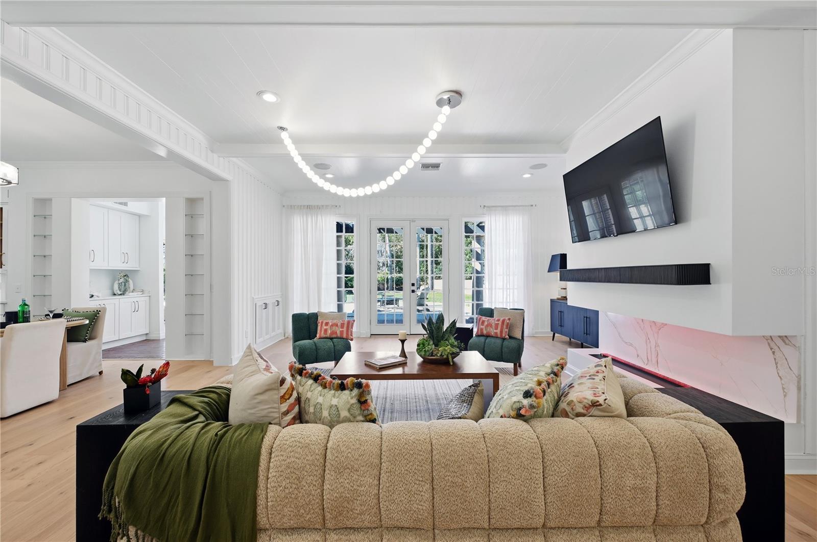 Listing photo id 8 for 16502 Millan De Avila