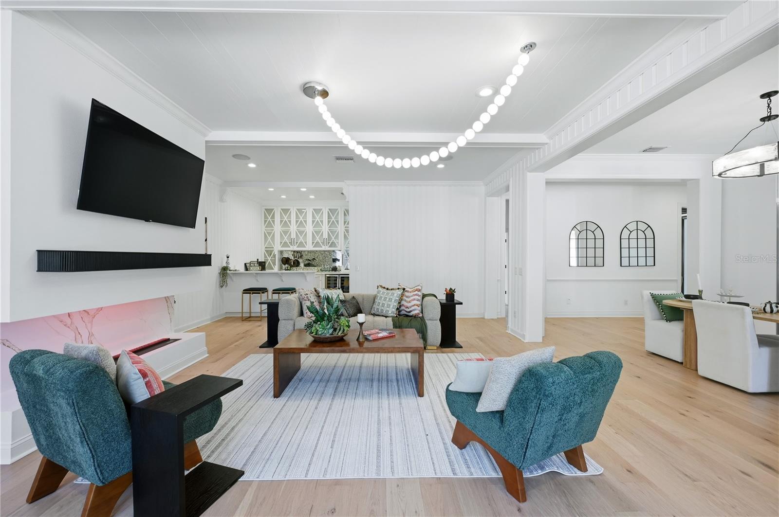 Listing photo id 9 for 16502 Millan De Avila