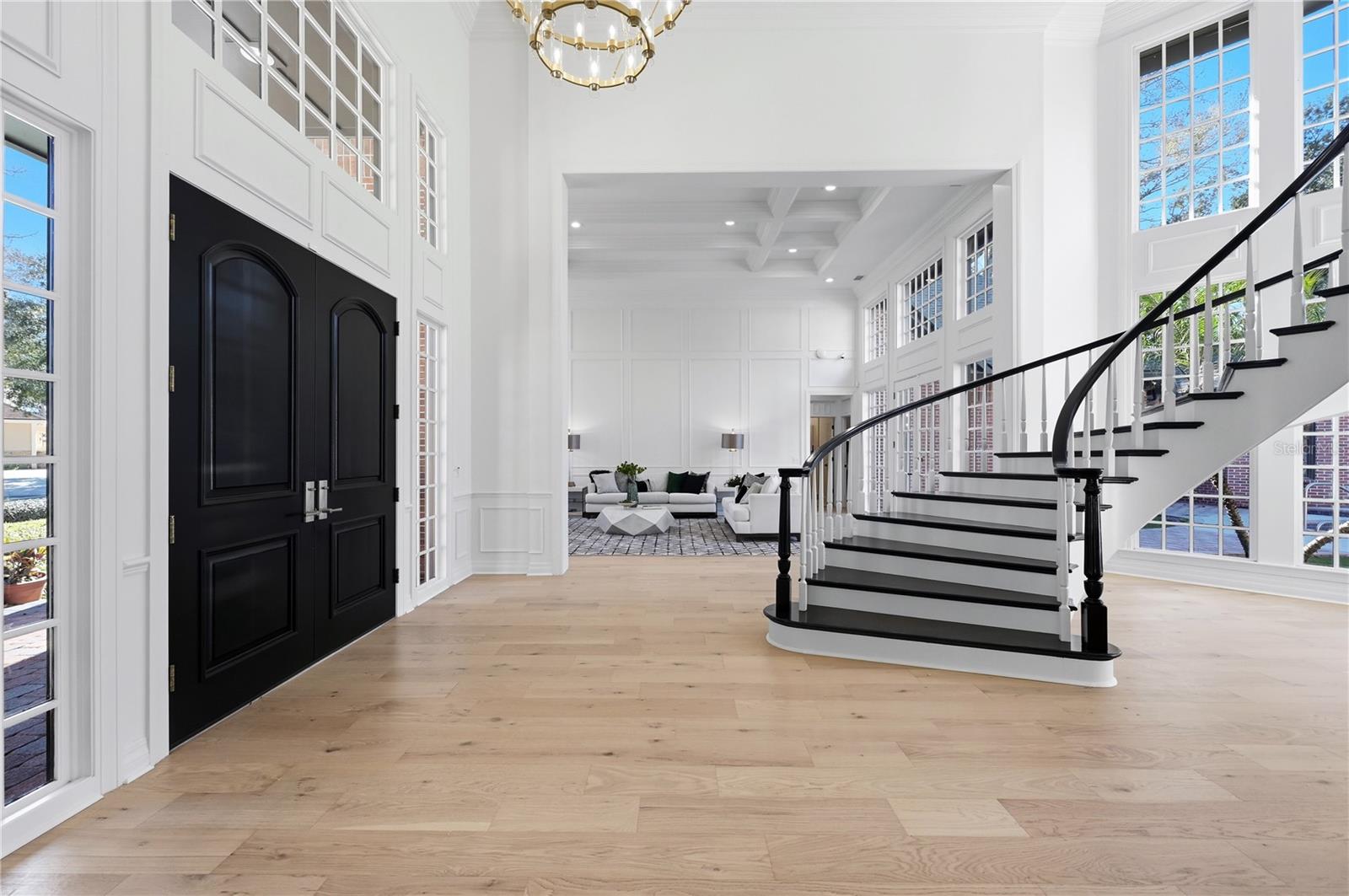 Listing photo id 23 for 16502 Millan De Avila