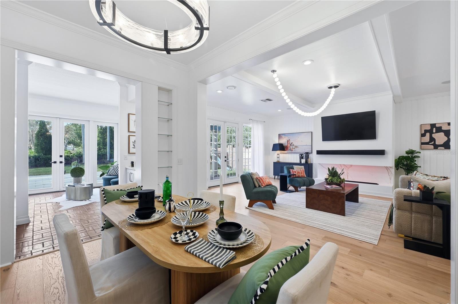 Listing photo id 40 for 16502 Millan De Avila